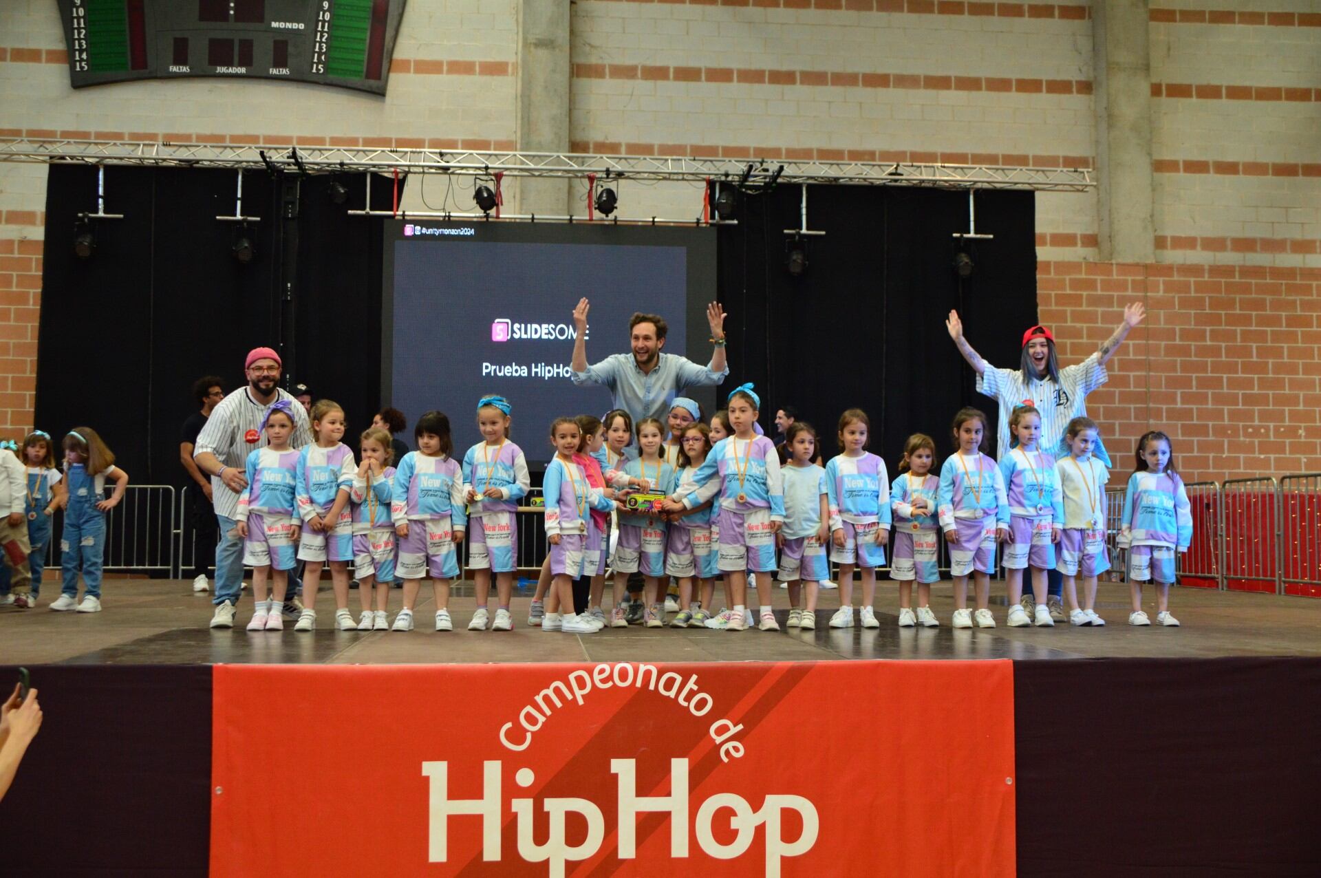 Momento de la entrega de los premios de Hip Hop en Monzón