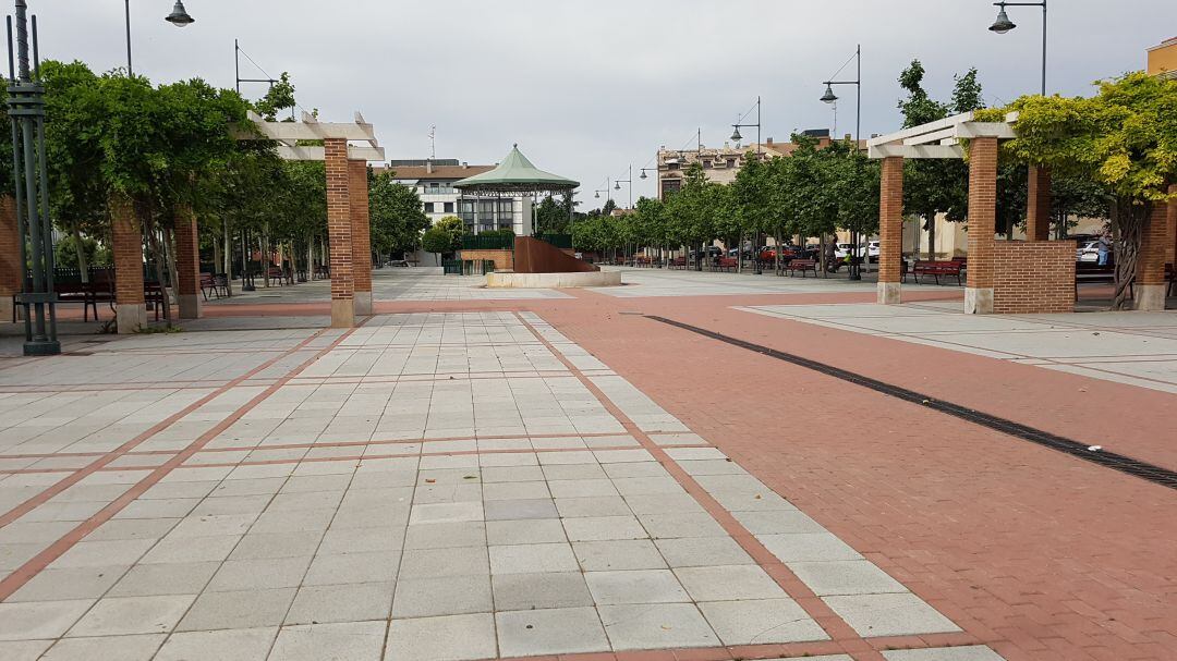 Plaza Mayor de Cabanillas del Campo