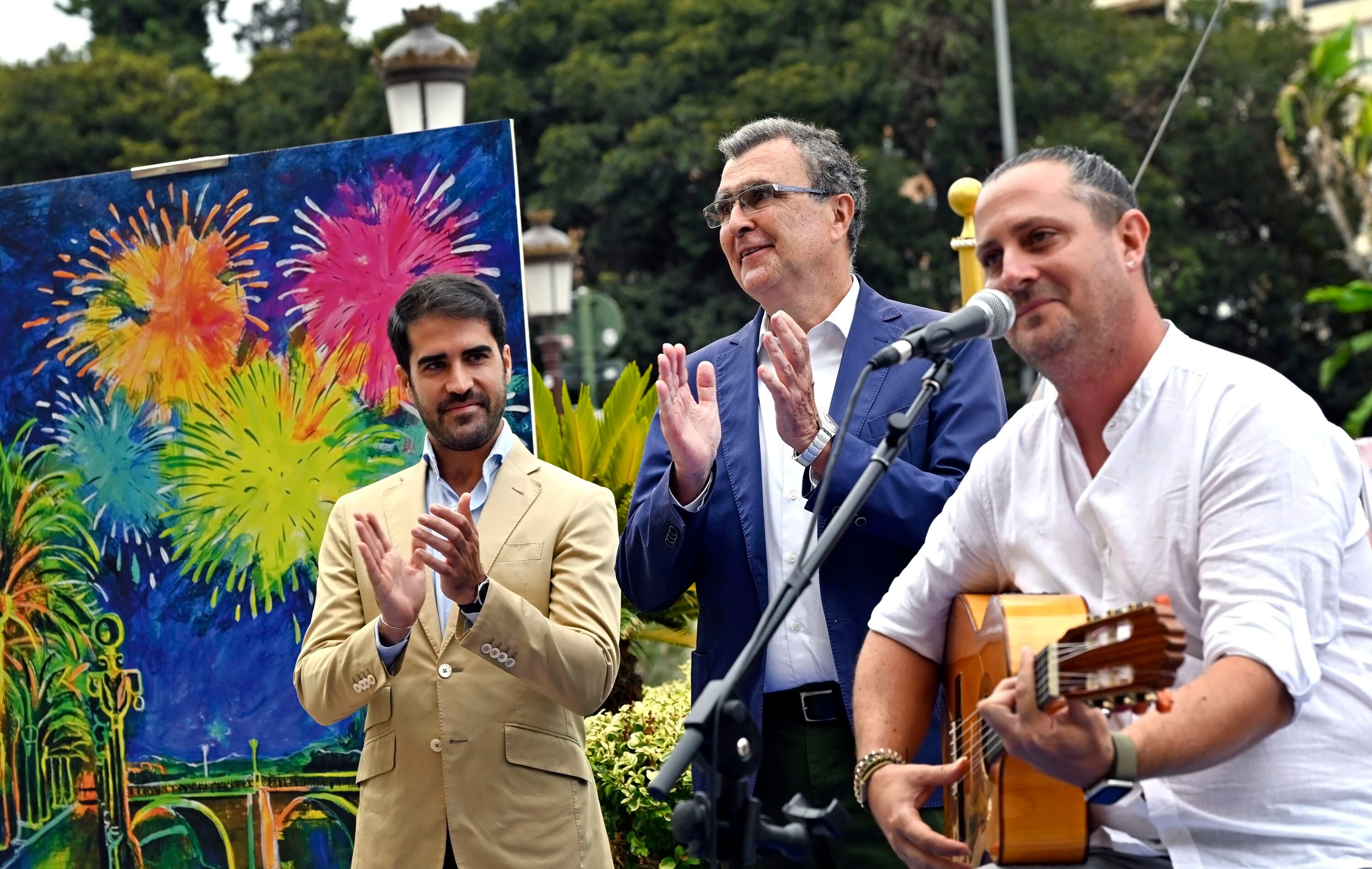 Diego Avilés, José Ballesta y, a la guitarra, Antonio Micol