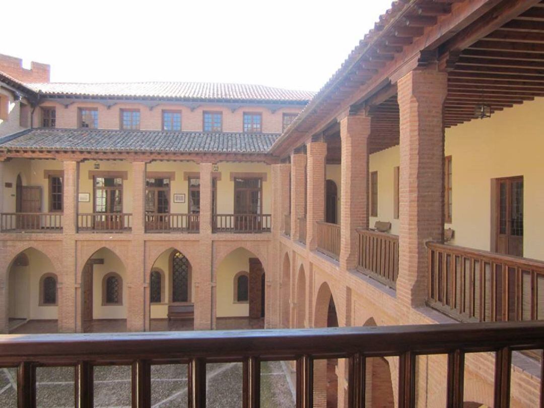 El Castillo de la Mota ha contado con un buen número de visitantes en un verano atípico