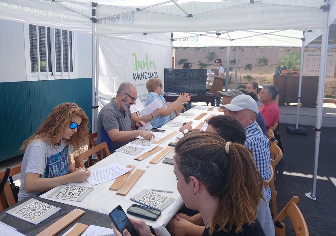 El Consorcio Terra organiza unos talleres de recuperación y restauración de muebles.