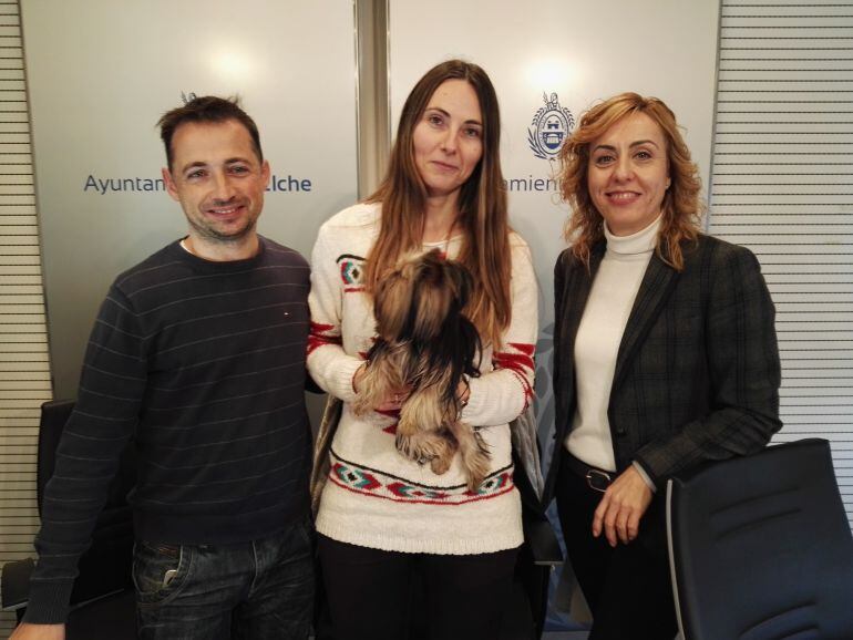 En enero Cristina Martínez y Fernando Durá presentaron la playa para perros