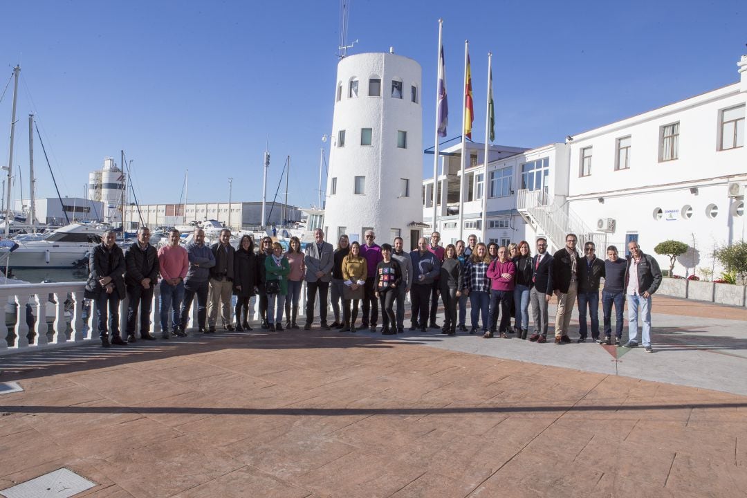 Compañeros de los medios de comunicación durante  el &quot;Desayuno navideño&quot;