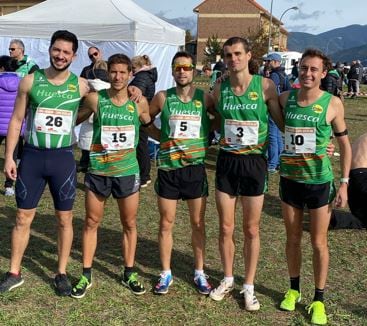 Equipo de campo a través de Intec Zoiti