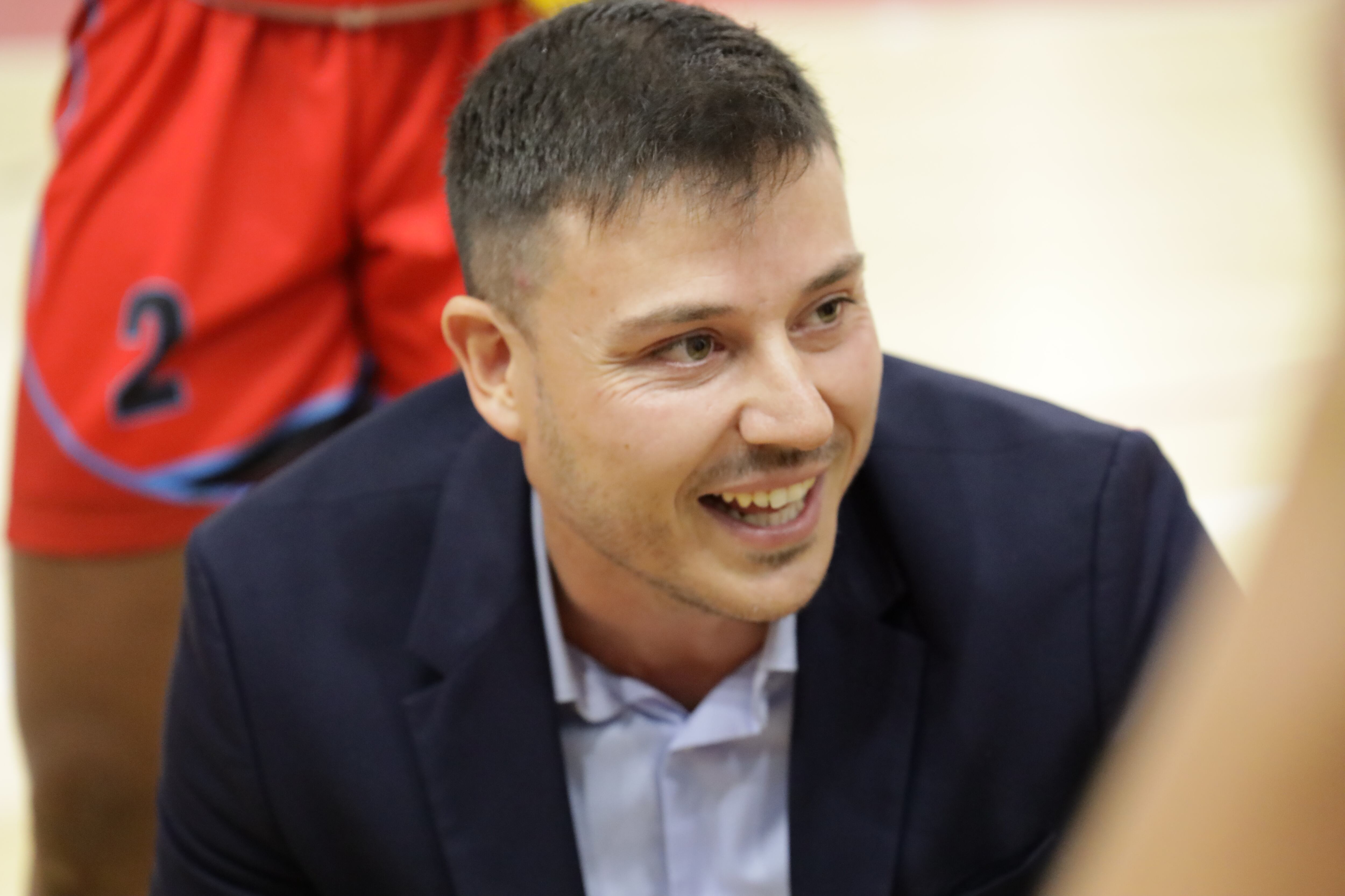 El técnico de Pozoblanco fue destituido por la junta directiva del C.B. Bembibre