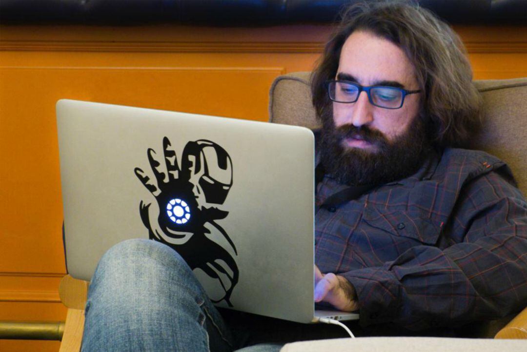 Paco Casado crítico de la web www.cineenserio.com