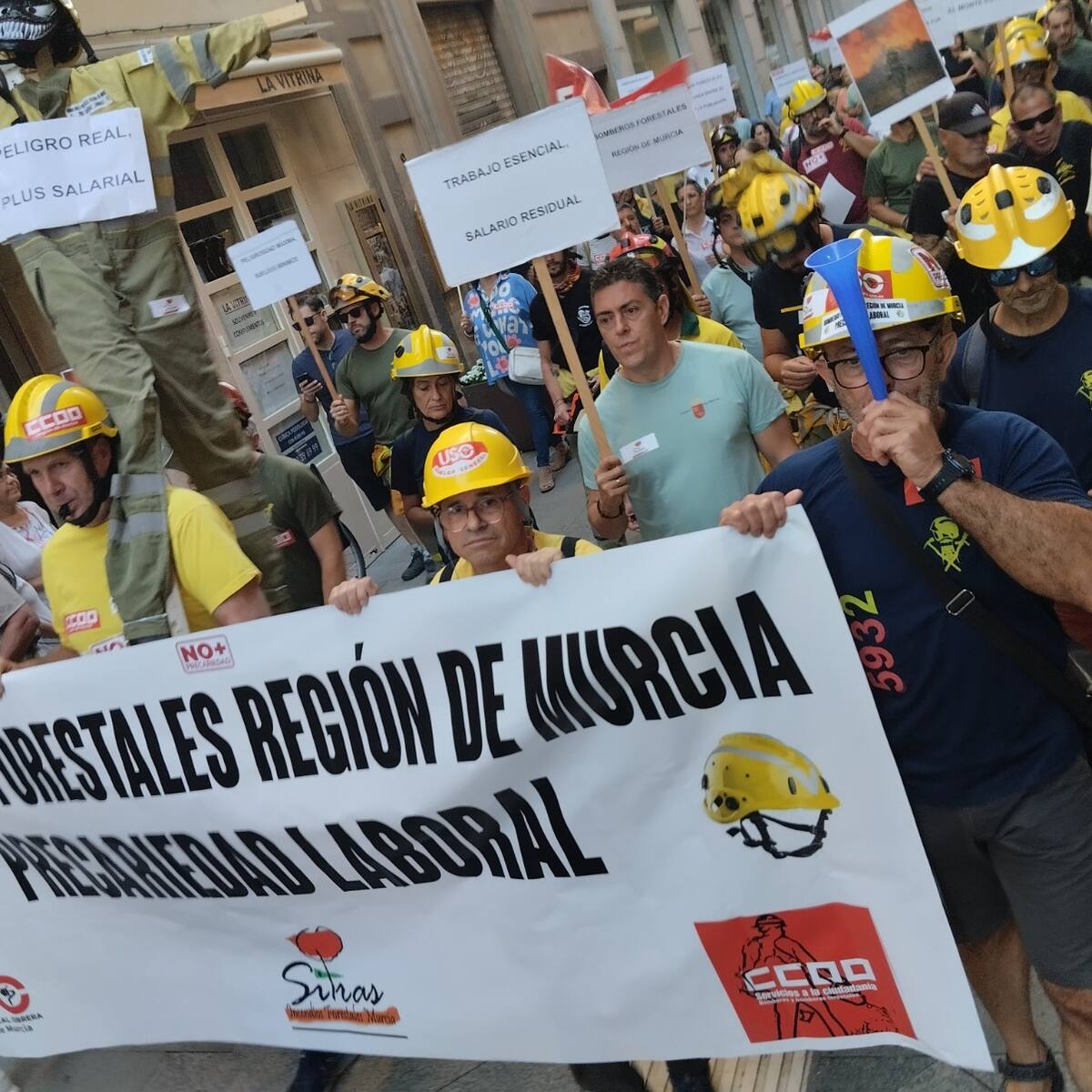 Las Brigadas Forestales vuelven a la calle para exigir condiciones laborales dignas