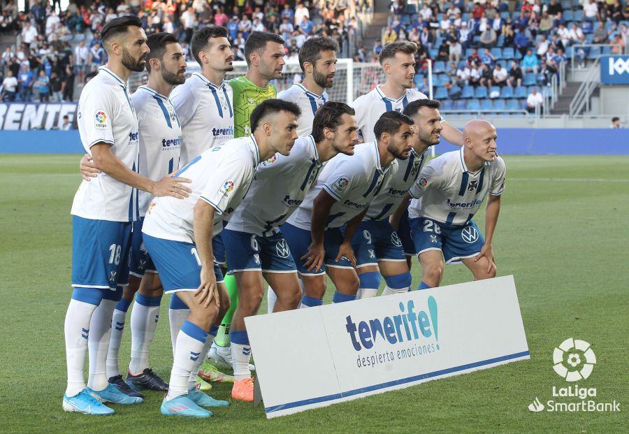 Ramis introdujo apenas un par de cambios en la alineación titular, en la que Elady y Corredera volvieron a ser titulares.