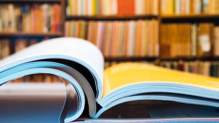 Una de las responsables del a Biblioteca Municipal de Peñafiel, Pilar González, repasa en la SER los preparativos para la apertura furtura del centro.