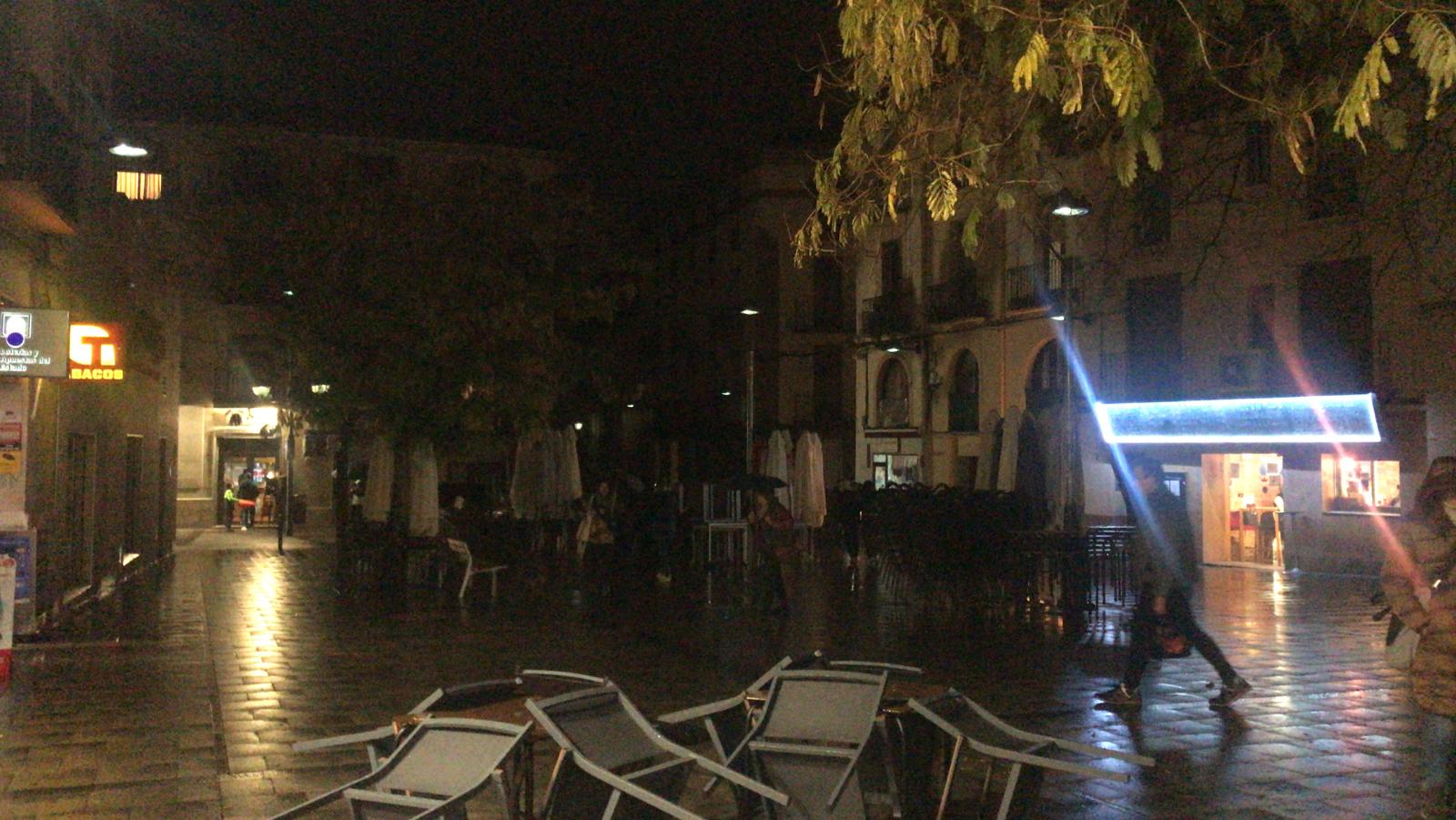 Corte de luz en la plaza Alfonso "El Batallador"