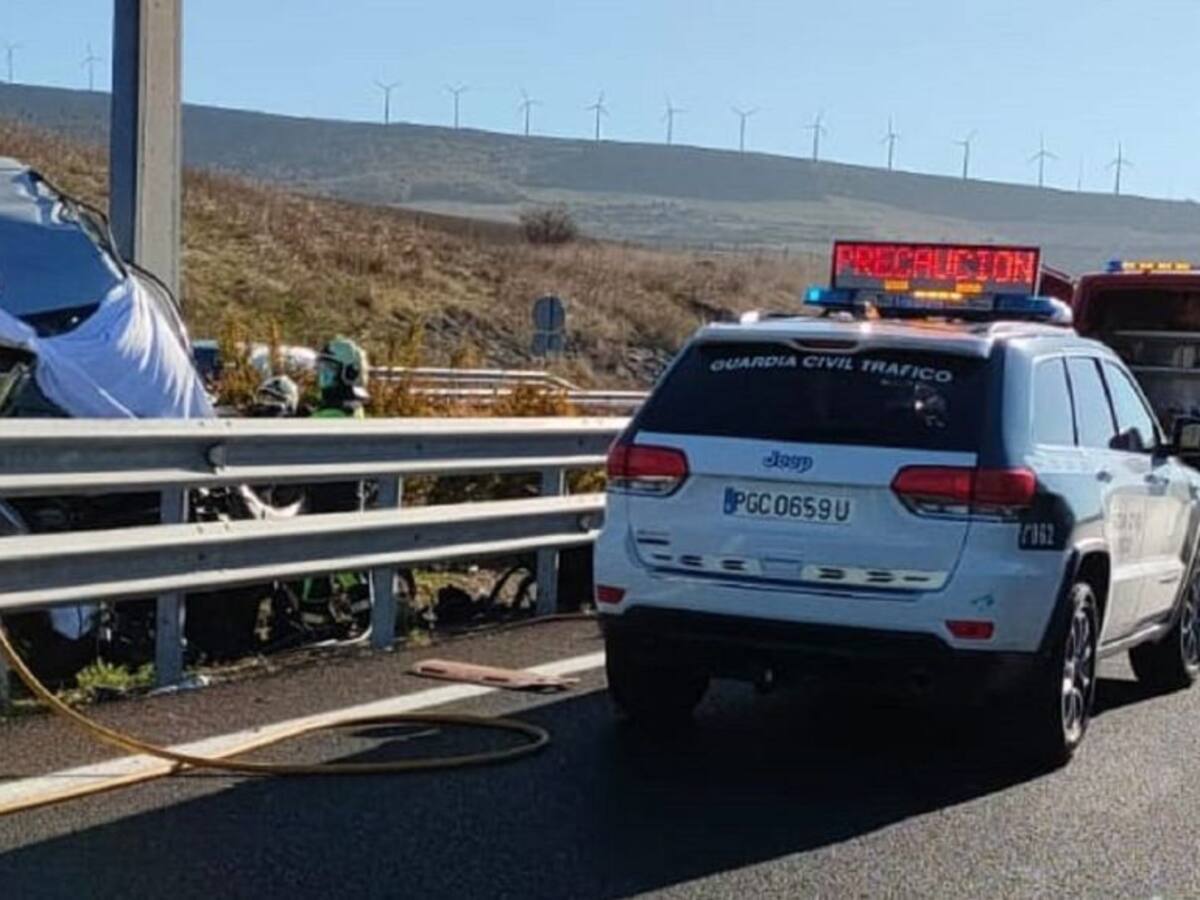 Fallece una mujer en un accidente de tráfico tras salirse de la vía en Astráin
