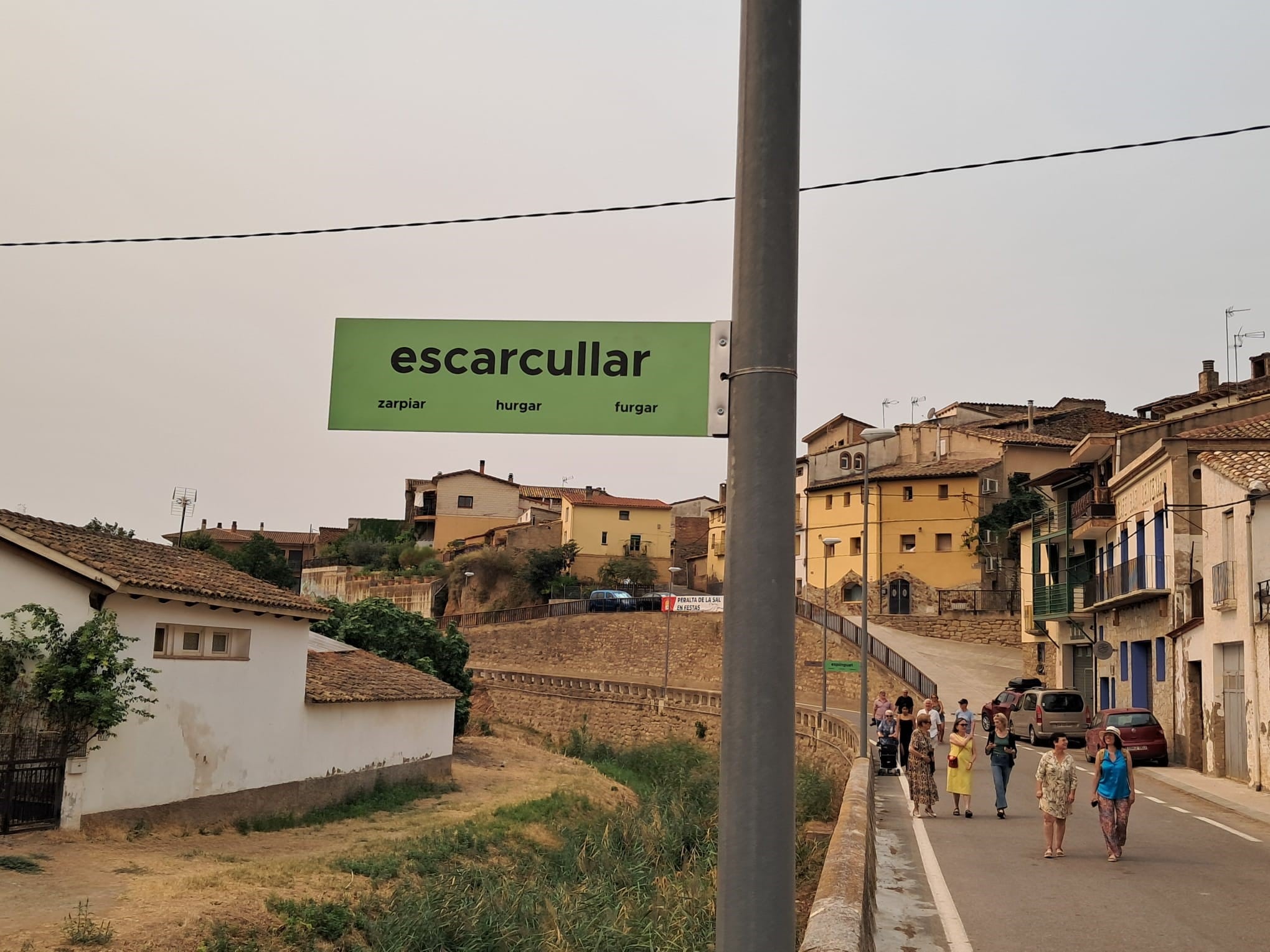 “Vía Linguae”, en la Avenida San José de Calasanz de la Peralta de Sal