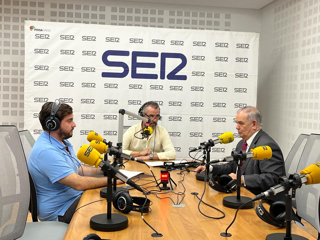 De derecha a izquierda, Andrés Martín, Paco García y José Manuel Peña