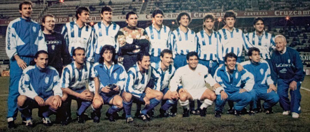 El día que la Ponferradina inmortalizó su encuentro con Maradona