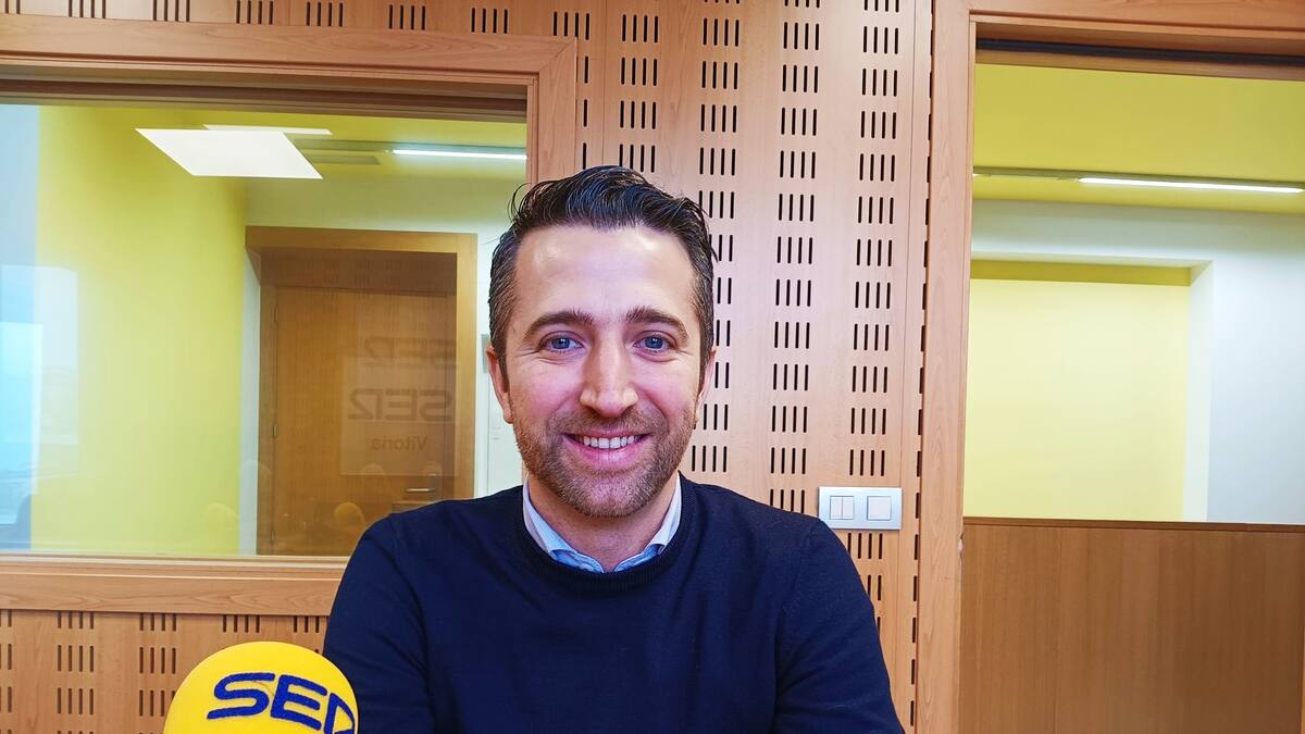 Arabako Enpresak Irratian: David Chavarri, gerente de Clinicas dentales Chavarri