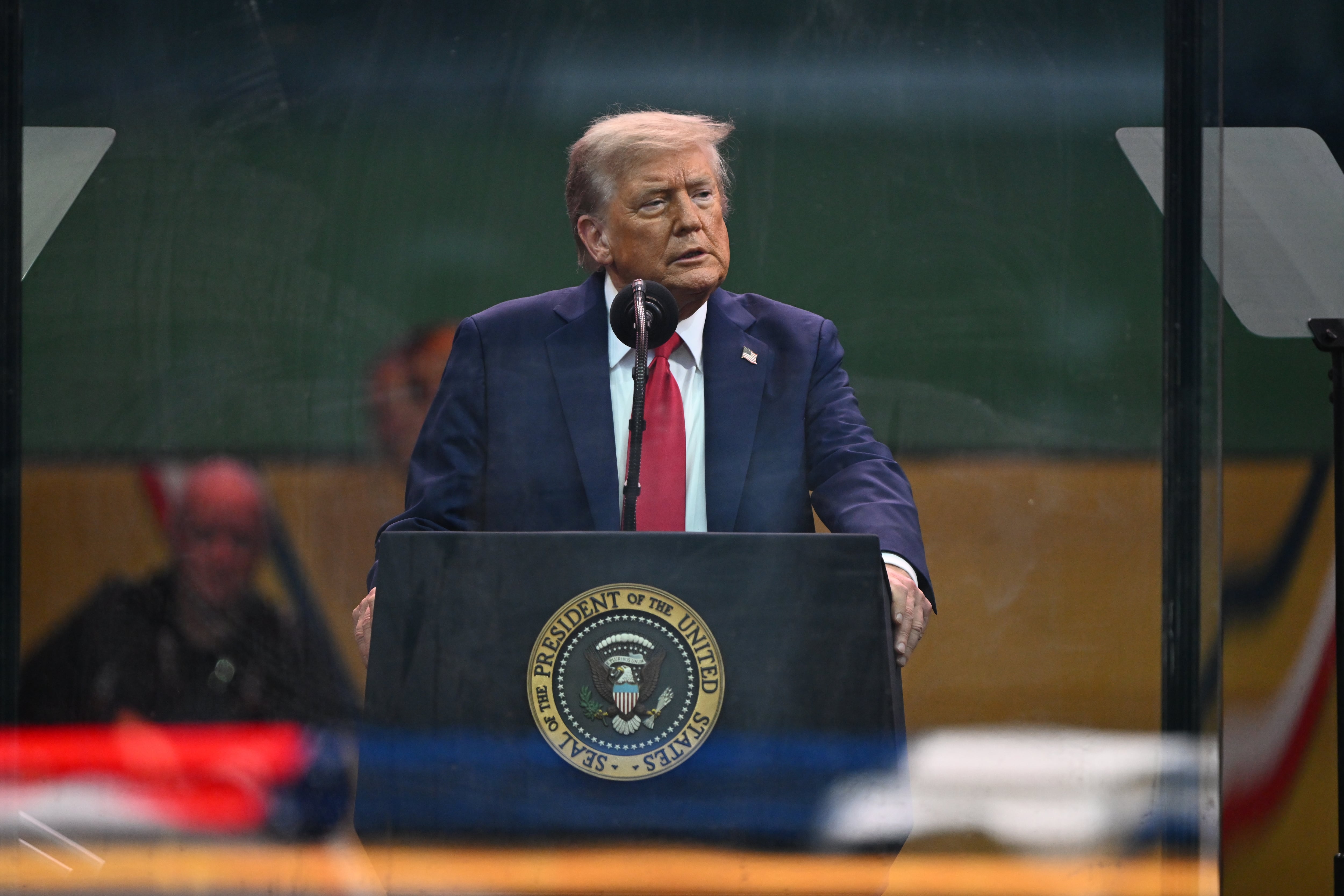 El presidente Donald Trump durante el desfile militar del 250 cumpleaños del Ejército de Estados Unidos