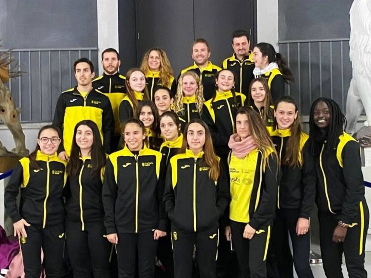 Las cadetes del CA Safor Teika quedan séptimas de España en pista cubierta
