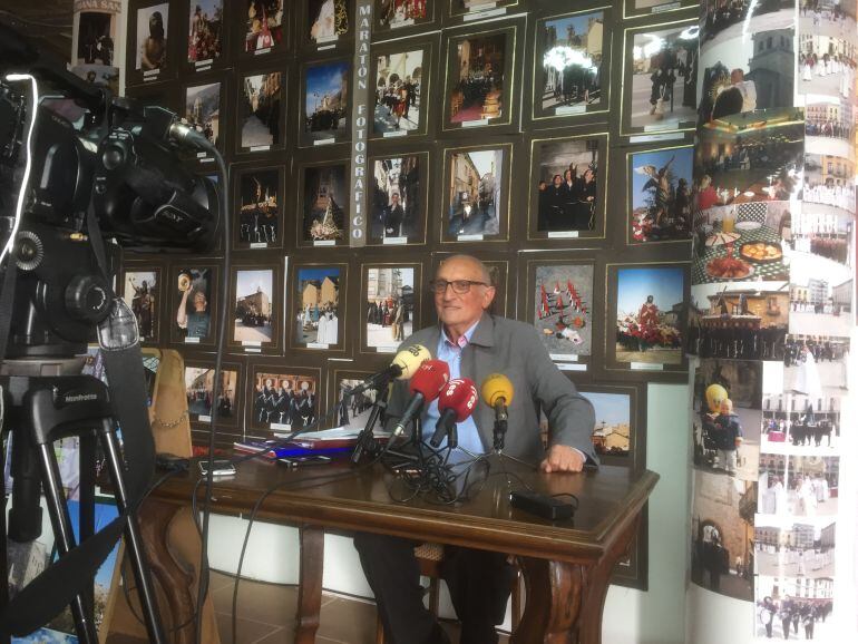 Emiliano Ruberte en una comparecencia ante los medios de comunicación