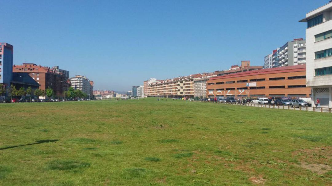 Terrenos del solarón de Gijón.