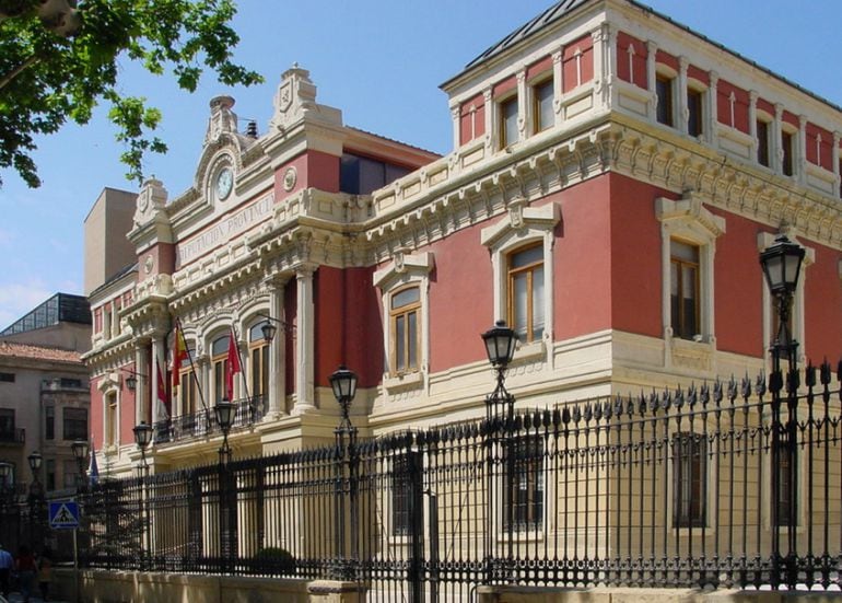 Fachada de la diputación provincial de Albacete