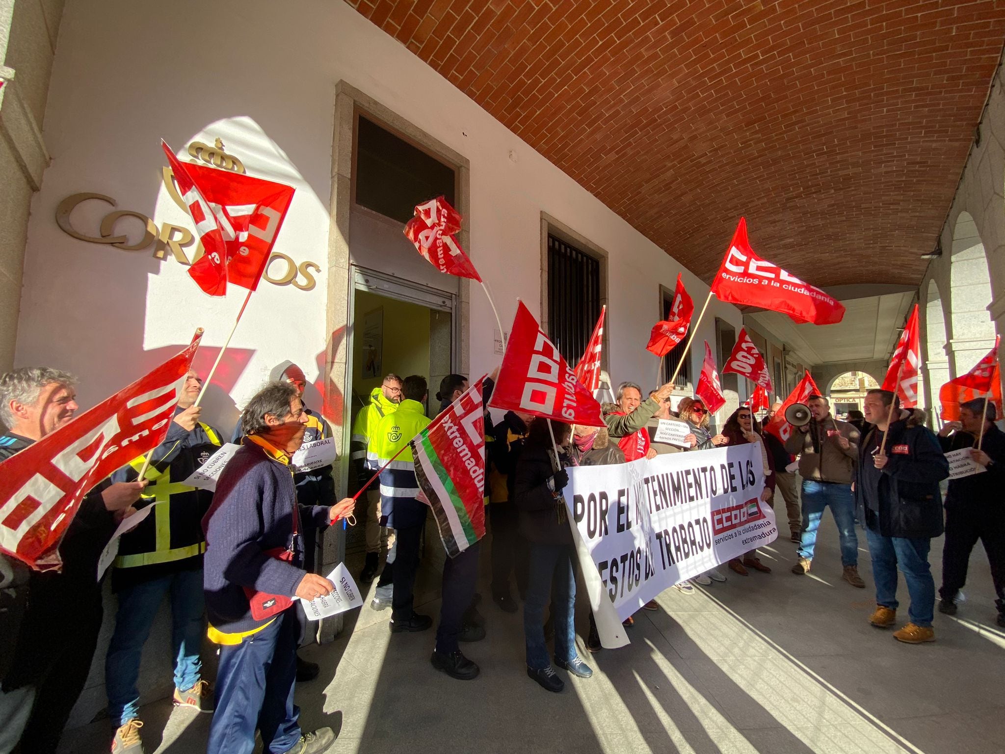 Trabajadores de Correos en Don Benito denuncian precariedad y anuncian nuevas protestas