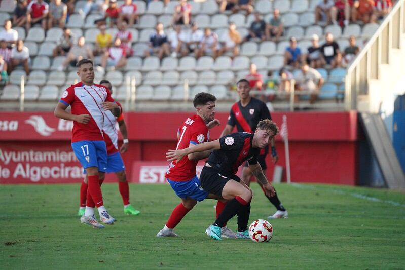 Escudero frente al Sevilla Atlético