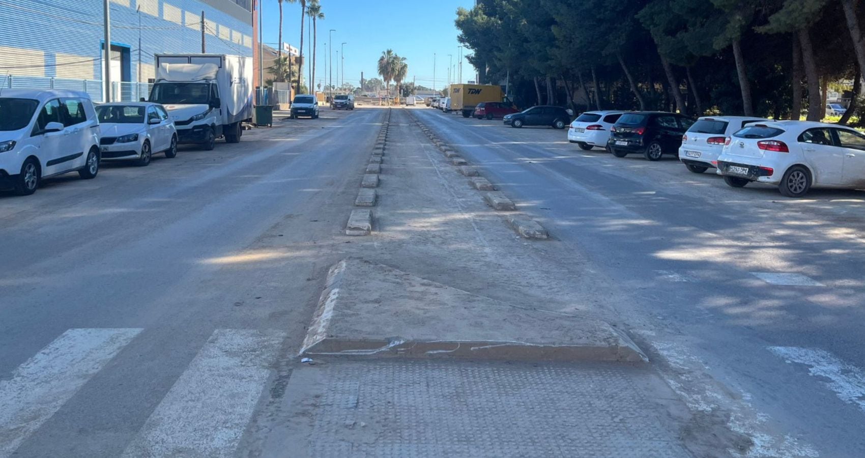 Polígono Industrial de Catarroja tras labores de limpieza por la DANA