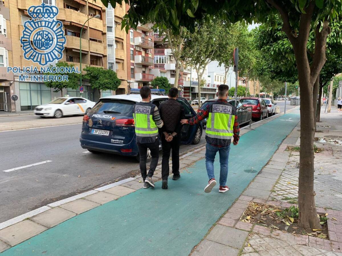 Detenido por tres atracos en un semana