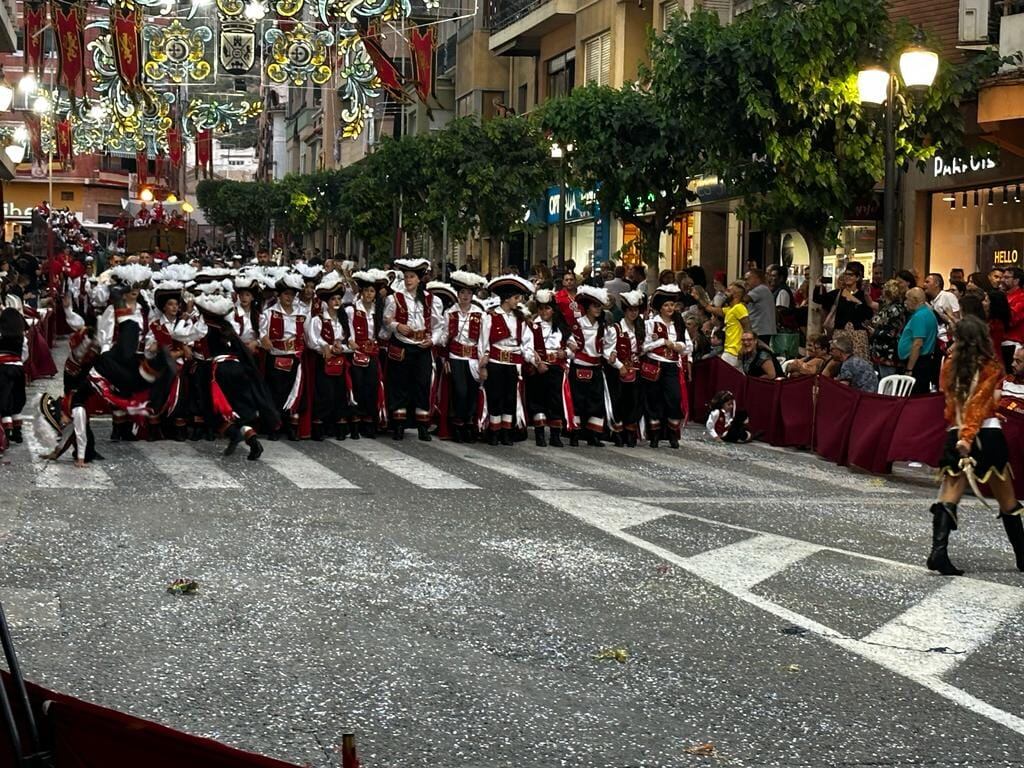 Momento del desfile de la Esperanza