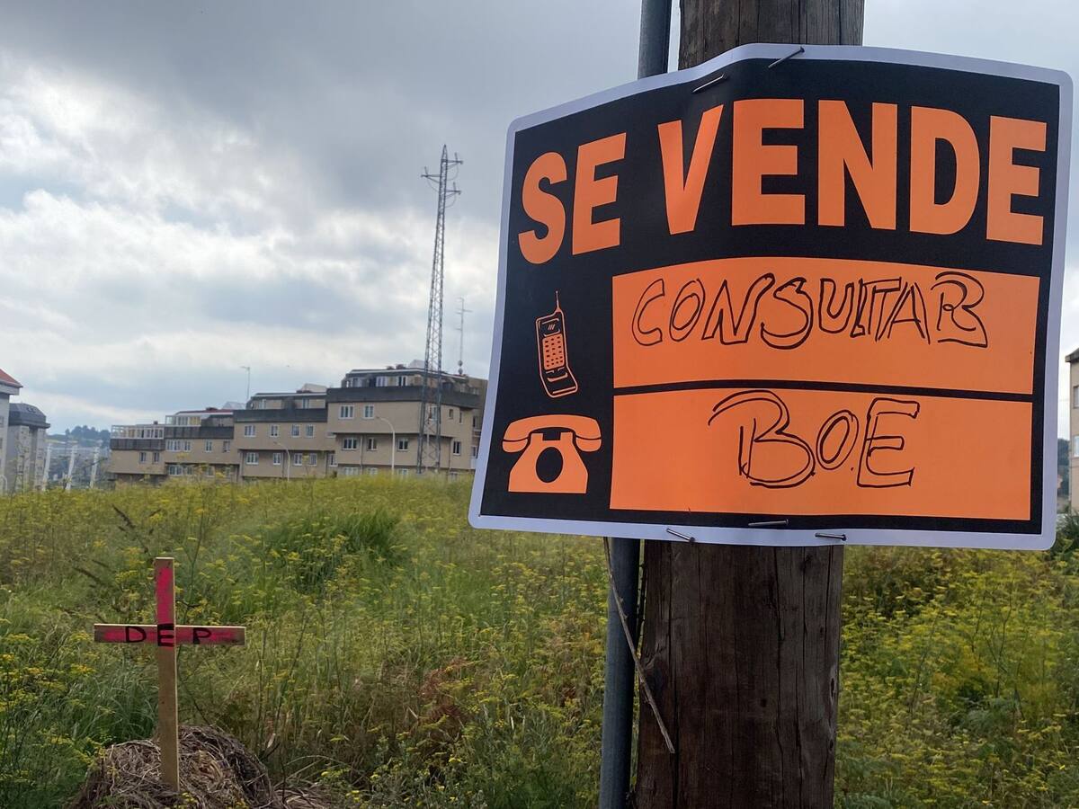 O Martinete: cruces frente a la inacción del Concello de A Coruña