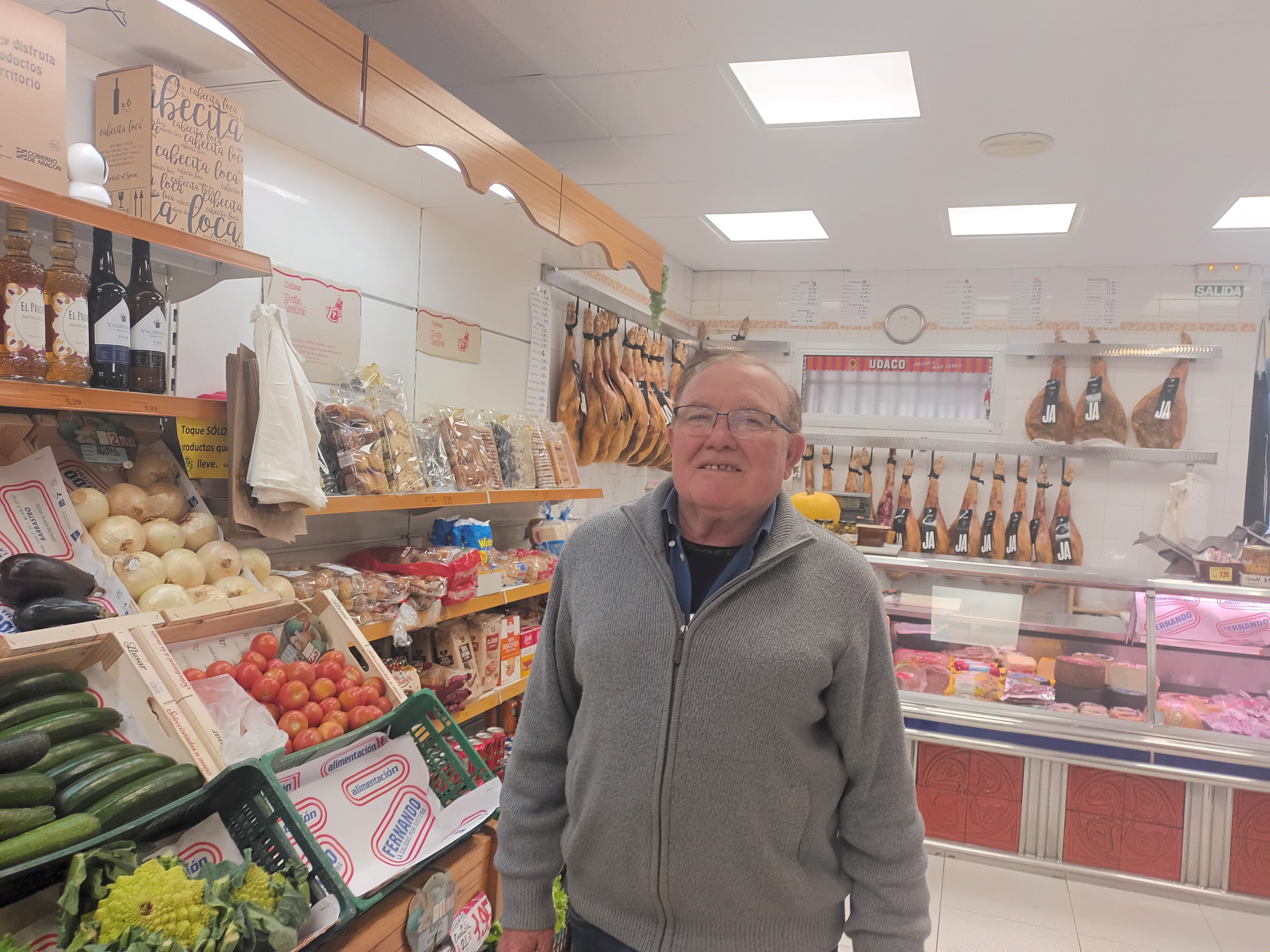 Fredes Fredes en "Autoservicio Fernando"