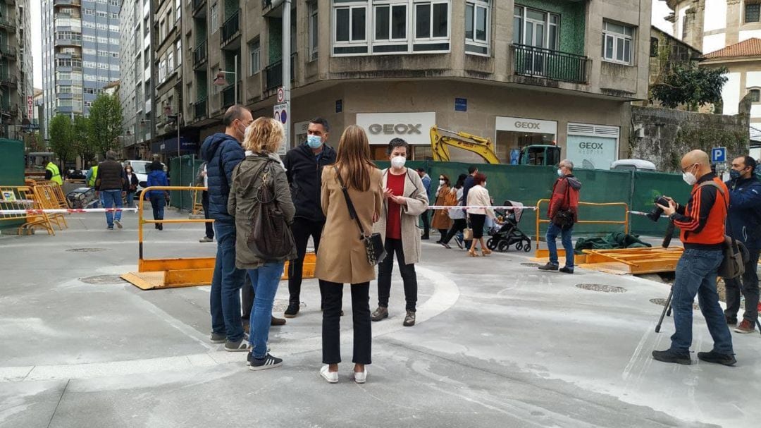 Visita a las obras de la nueva plaza circular entre Cobian Roffignac, Benito Corbal y Daniel de la Sota