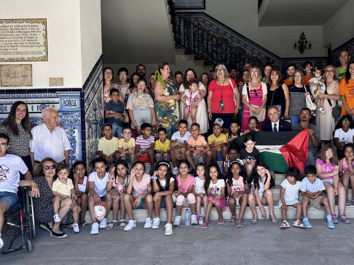 Talavera da la bienvenida a los 32 niños Saharauis del programa "Vacaciones en Paz"