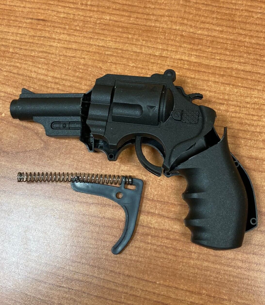 Pistola empleada en el atraco