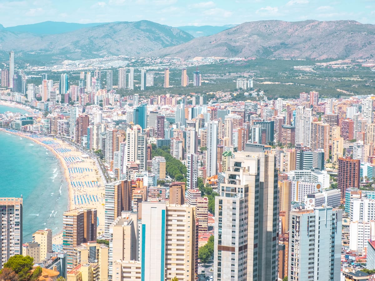 "Cuando una ciudad se piensa para quien la visita, se destruye todo lo demás”, advierte CCOO PV