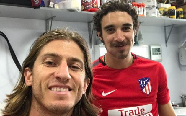 Vrsaljko con Filipe Luis en una imagen compartida por el brasileño