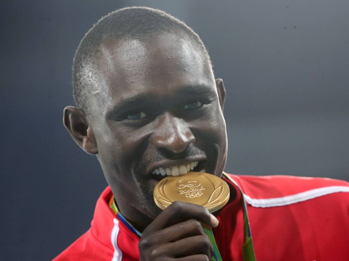 El atleta David Rudisha sufre un accidente de tráfico