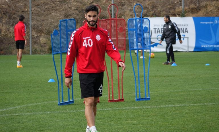 Cristian Lobato durant un entrenament amb el Nàstic.