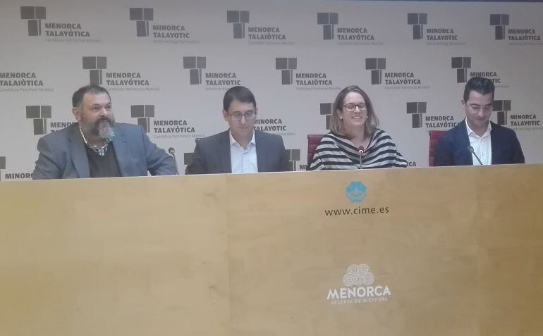 El Plan de Industrialización supondrá una inversión en la isla de 35 millones de euros y crear unos 1.000 puestos de trabajo.