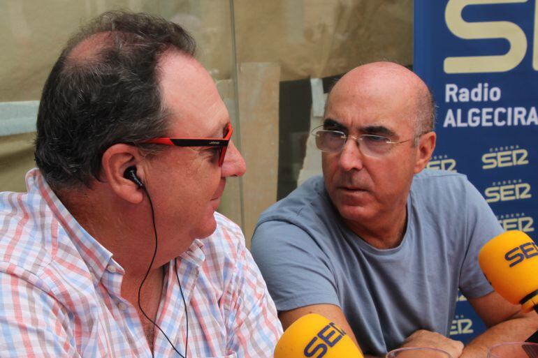 Con Pepe Torres, colaborador del programa, durante su intervención.