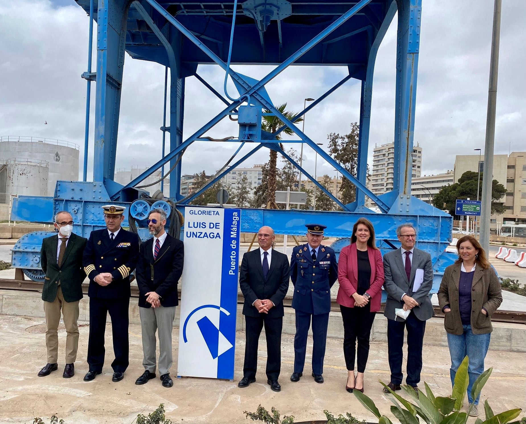 Homenaje en el puerto de Málaga, con la participación entre otros, del presidente de la Autoridad Portuaria, Carlos Rubio