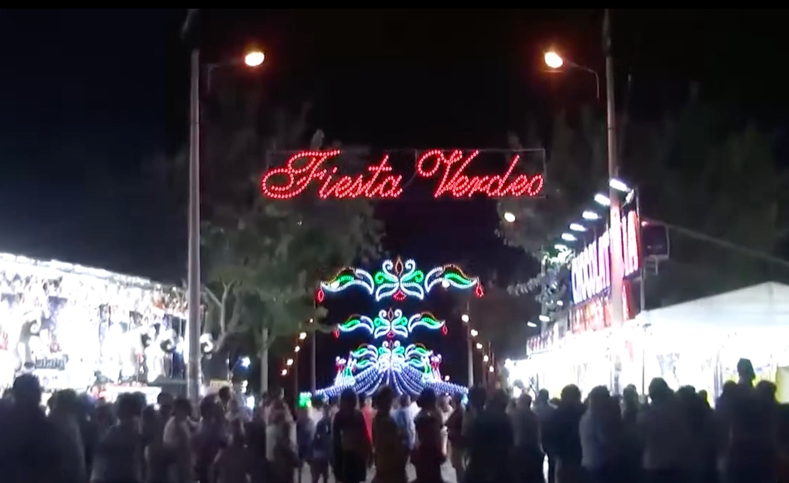 Encendido del alumbrado de la L Feria del Verdeo Arahal 2016