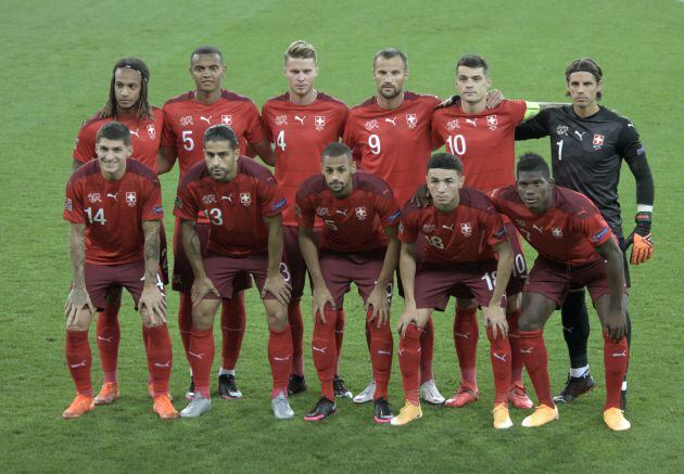 Posado de la Selección Suiza antes de un encuentro