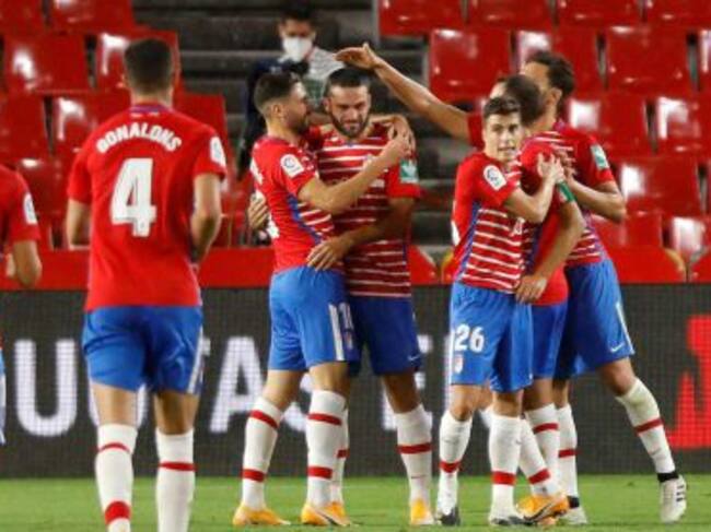 Los jugadores del Granada celebran un gol en las rondas previas de la Europa League.