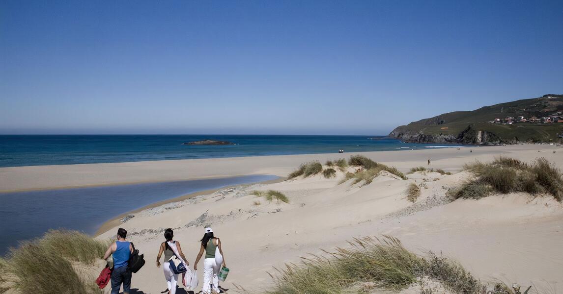 Playa de A Frouxeira (foto: Turismo de Galicia)