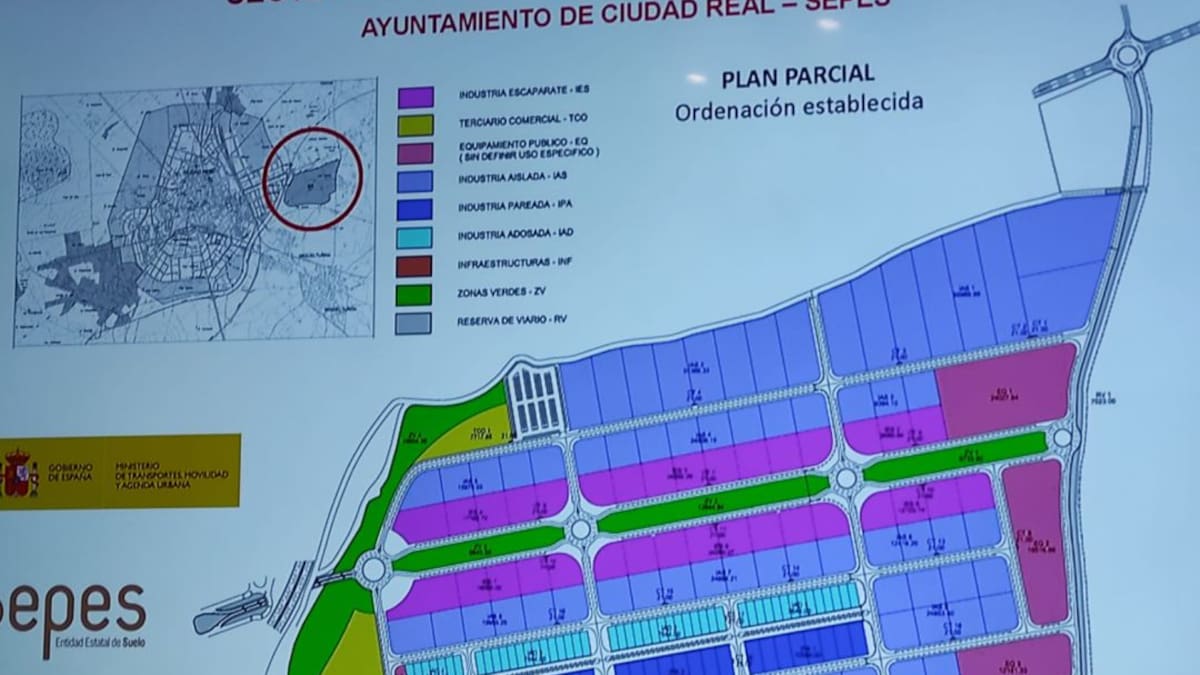Carlos Marín: "Los empresarios necesitan unas condiciones óptimas para asentarse en el polígono de SEPES"