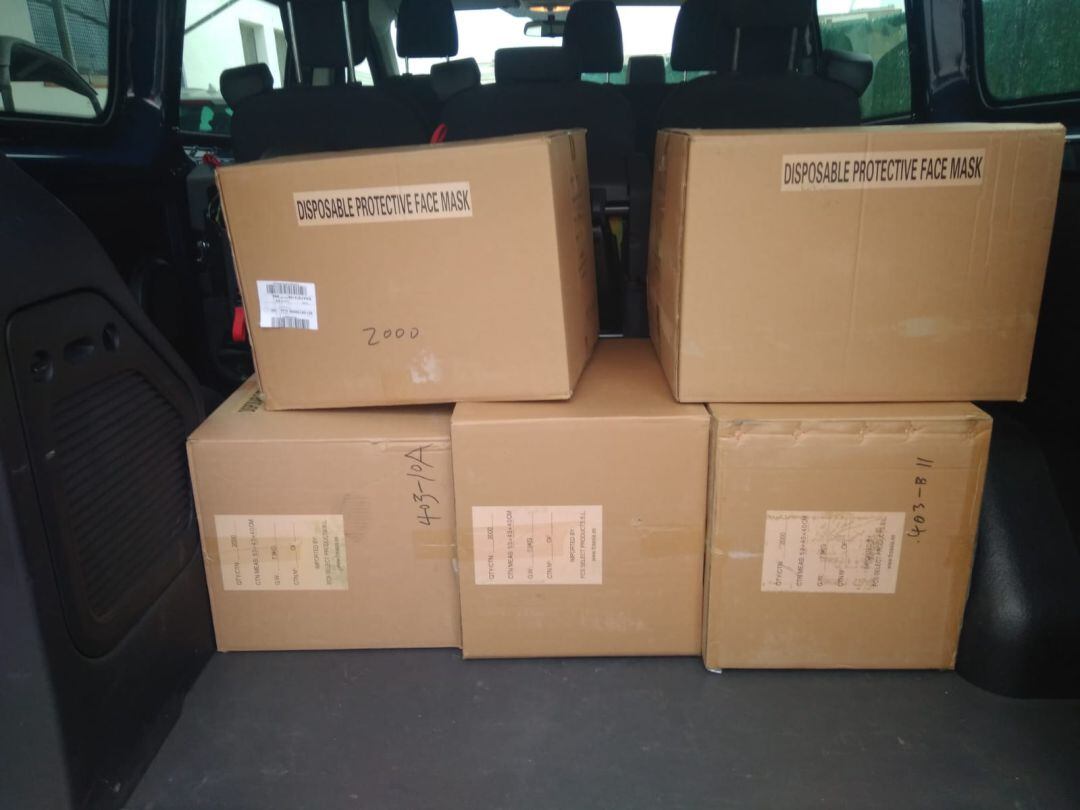 La Policía Local y Nacional de Dénia repartirán las mascarillas quirúrgicas.