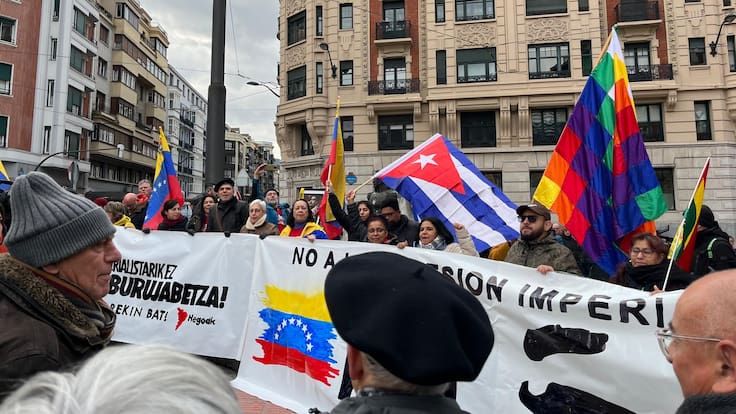 Movilizaciones en las capitales vascas contra la intervención de Estados Unidos en Venezuela