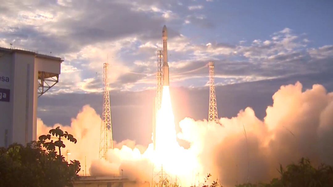 Lanzamiento de un cohete espacial