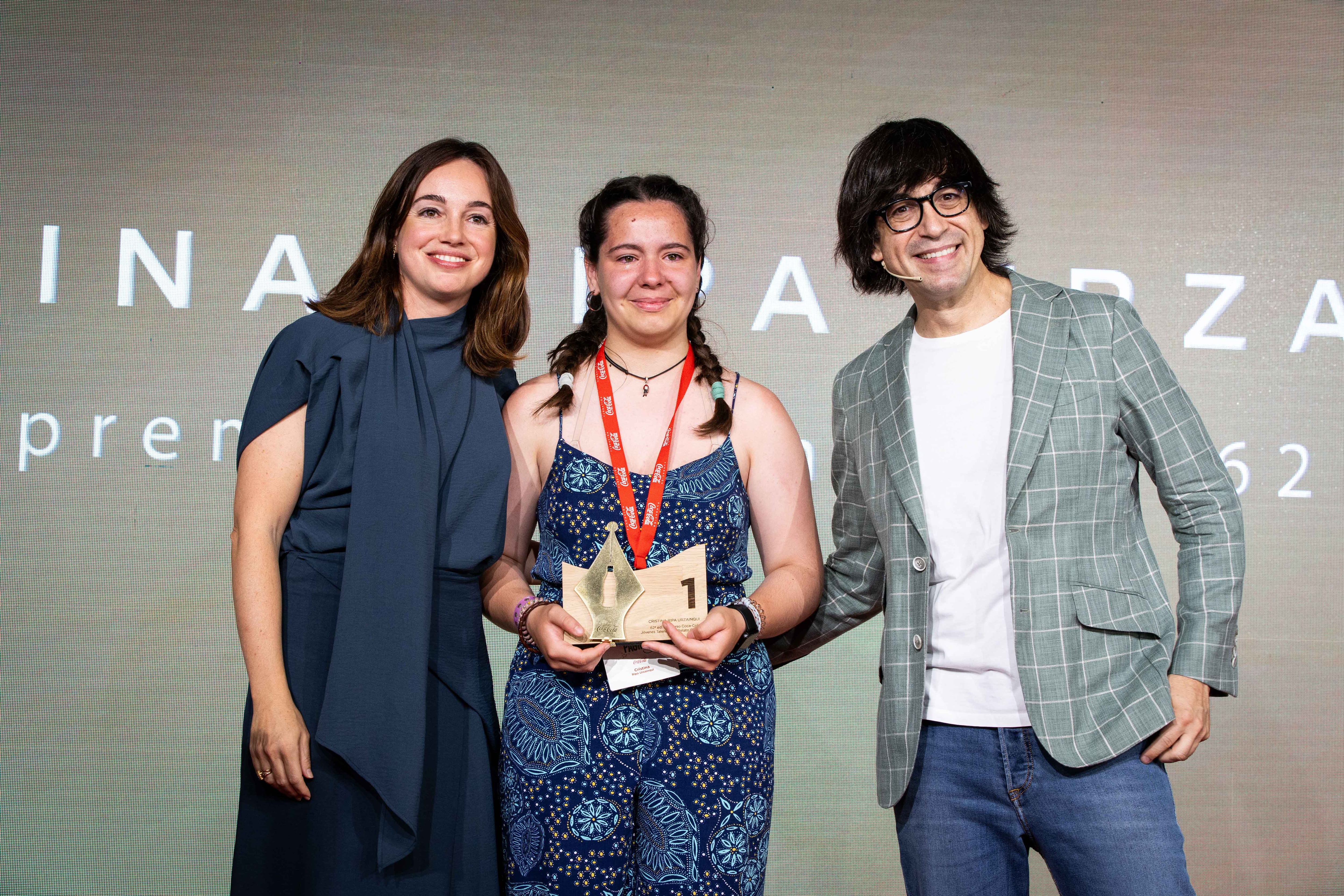 La navarra Cristina Ripa, ganadora de la 62 edición del Concurso de relato de Coca Cola